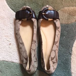 Coach flats